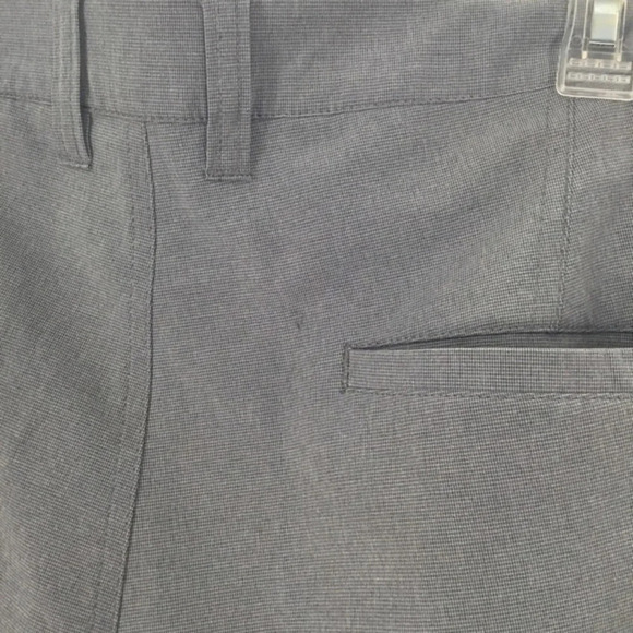 Travis Mathew Men’s Beck Golf Shorts - Picture 6 of 9